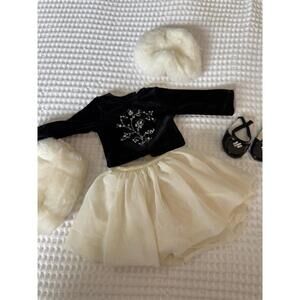 American Girl Doll Today Winter Magic Outfit 2004 many pieces A23